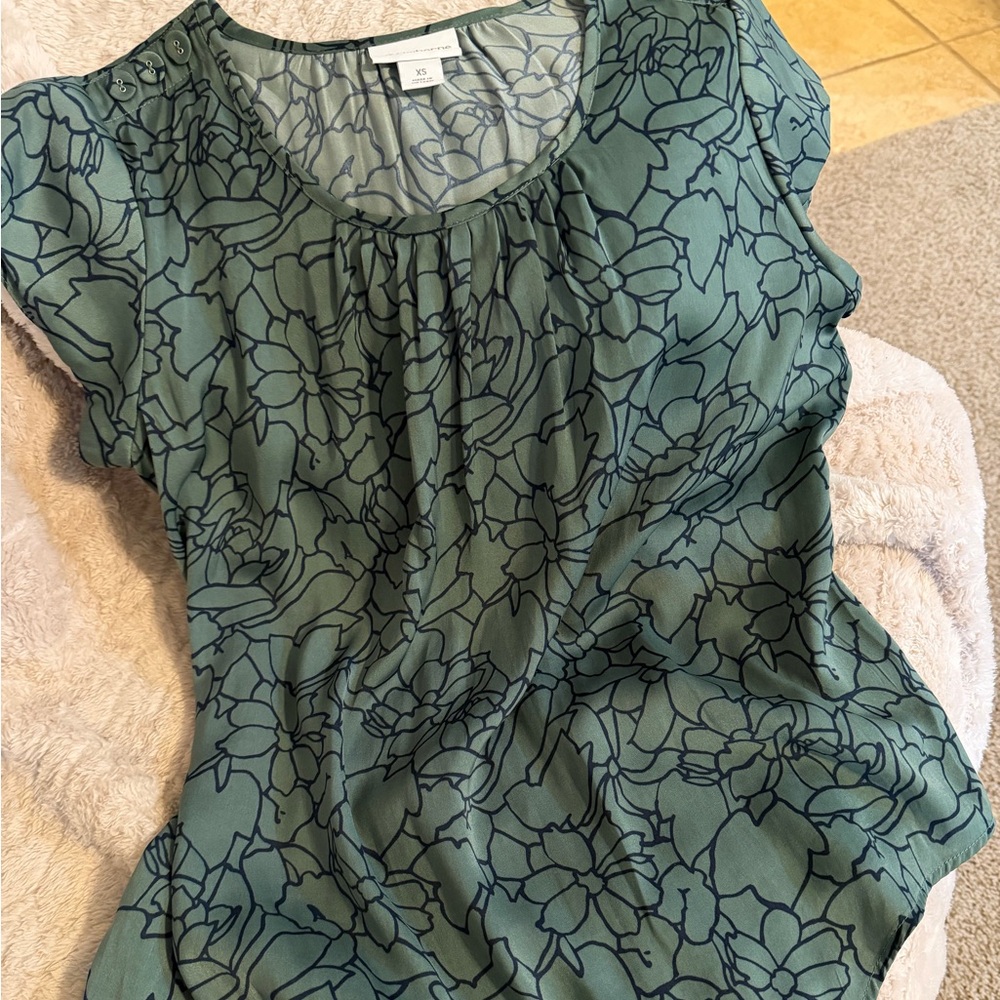 Women’s blouse